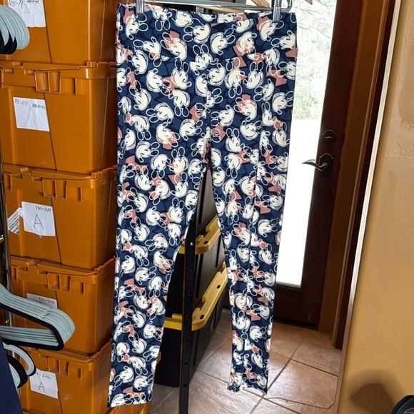 LuLaRoe Pants - NEW Lularoe TC Tall & Curvy Disney Mickey Mouse Leggings Size 12-18